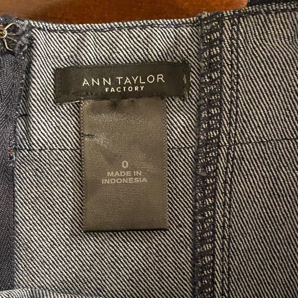 Ann Taylor Factory Denim Midi Dress Dark Wash Sleeveless Fit & Flare Size 0 - Picture 8 of 10